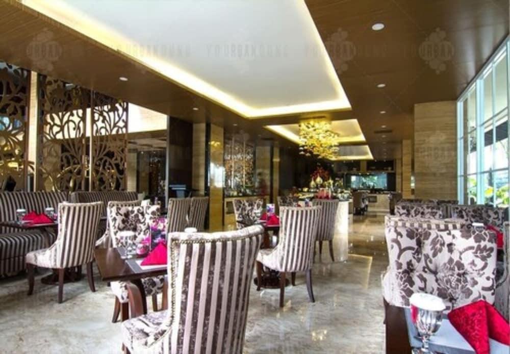 Belviu Hotel Bandung Eksteriør bilde