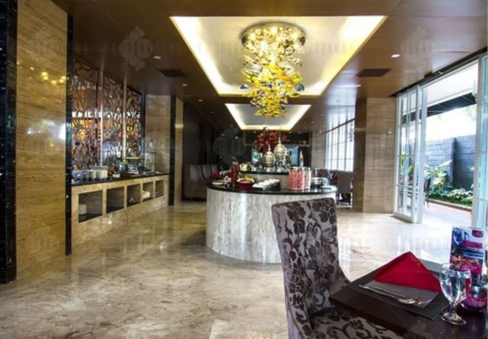 Belviu Hotel Bandung Eksteriør bilde
