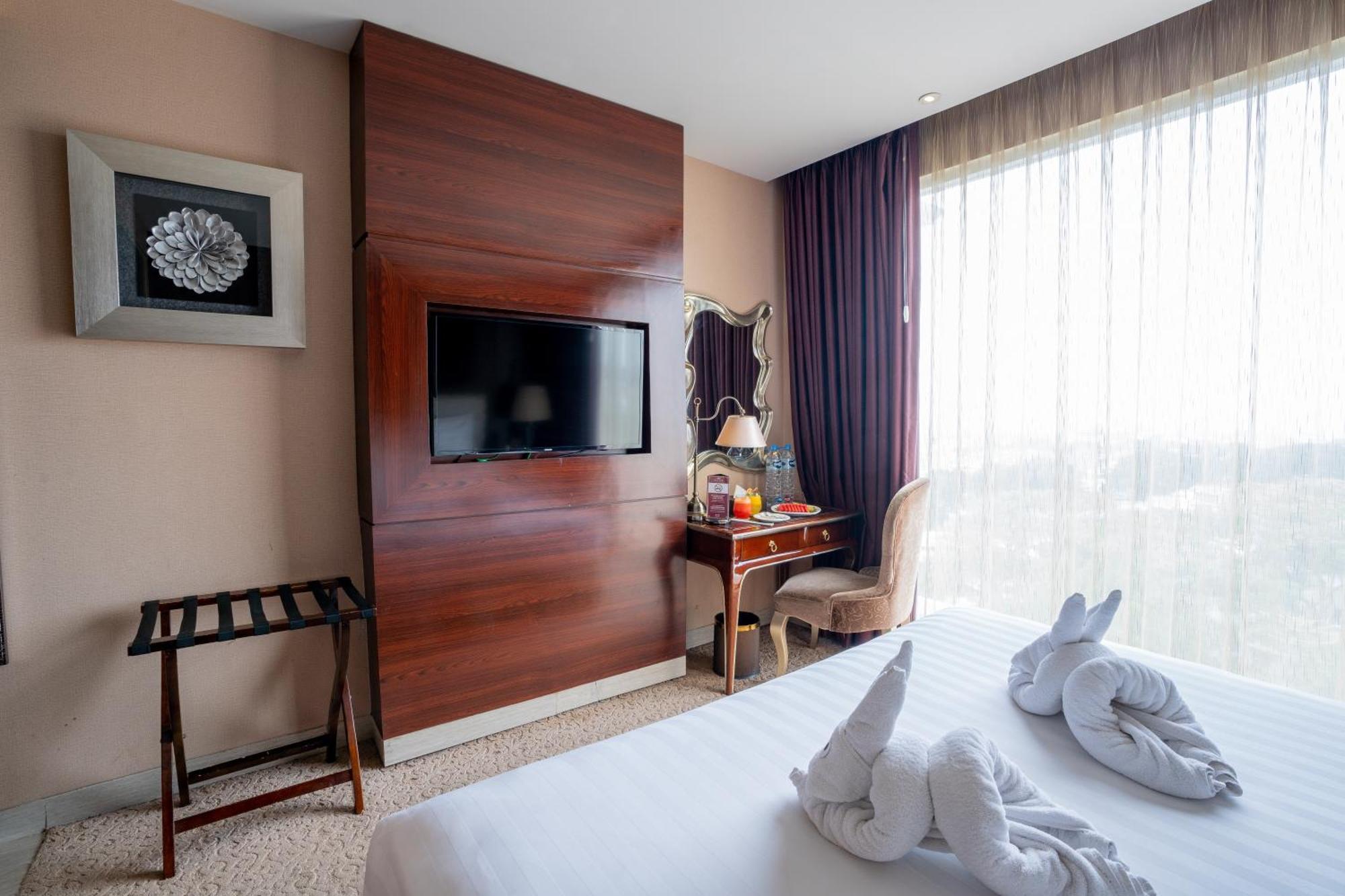 Belviu Hotel Bandung Eksteriør bilde